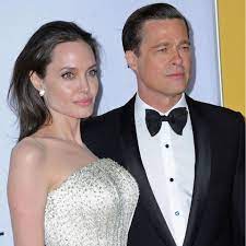 For both of them, this was their first marriage — angelina went on to marry actors billy bob thornton in 2000 and brad pitt in 2014 while jonny married actress michele hicks in 2008. Angelina Jolie Besucht Ihren Ex Mann Jonny Lee Miller Gala De