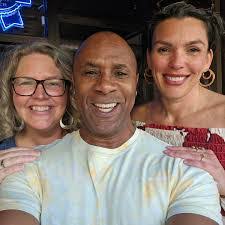 Sarah Greenman's Instagram, Twitter & Facebook