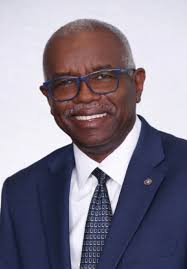 Clinton Taylor Right at Home with INB's Commercial Team