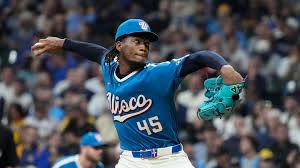 Most Critical Pitcher vs. Hitter Matchup That Could Decide the Brewers-Padres Series