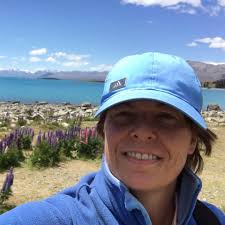 Hi i am planning a family trip this weekend for 9 days. I need to book  accommodation. Please suggest budget stay options in Banff/Canmore,  somewhere between Lake Louise and Jasper and final