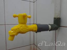 Kami akan membahas tentang kran cuci piring atau kran meja dapur kalian yg lagi pilek alias mampet pantangan terus video ini hingga akhir. D Laiqa Arena Mengganti Kran Air