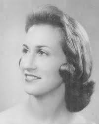 Emily Trautman's Instagram, Twitter & Facebook