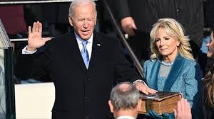 An introduction to delaware's most famous family. Biden Sworn In To Office With 5 Inch Thick Family Bible
