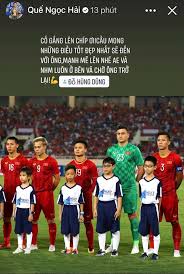 Tối qua (23/3), tin tức cầu thủ đỗ hùng dũng gặp chấn thương kinh hoàng trên sân cỏ, chắc chắn không thể tham gia vòng loại world cup 2022 trở thành đề tài bàn tán xôn xao, được dư luận đặc biệt quan tâm. 6 Uqm1oilvmptm