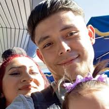 Jaime Manriquez (@jayare702)