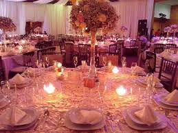 Los centro de mesa para bodas con velas suelen ser muy fáciles de lograr. Centros De Mesa Para Bodas 2021 Los Mejores Arreglos De Mesa Para Boda Espaciohogar Com