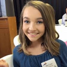 Ally Crum's Instagram, Twitter & Facebook