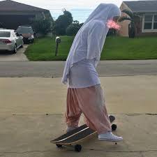 White Khimar Maryam 40 Muslimahfashion Skateboard Skatergirl Organiccotton Muslimah Hijab Hijabi Converse Skate Muslim Girls Girl S Swag Skater Girls