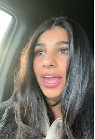 Miranda Manson's Instagram, Twitter & Facebook