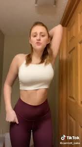 Carrot cake leak typical ingredients include grated carrot flour sugar or brown sugar cooking oil : Y386brrodd2fam