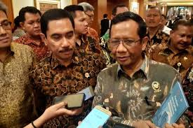 Dalam catatan sejarah radikalisme islam (van dijk mui yang sudah mengeluarkan fatwa tentang keharaman tindakan terorisme. Bnpt Luncurkan Buku Panduan Pencegahan Radikalisme Di Lingkungan Bumn