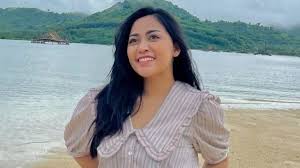 Terbaru, rachel vennya mengunggah foto bersama dengan salim nauderer. Rachel Vennya Dan Salim Nauderer Mesra Cara Bicaranya Disorot