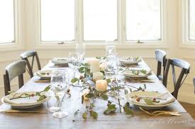 Fortunately, we've seen lots of kitchen table centerpiece design ideas working for hgtv, and we've got tips, from simple to complex, diy to biy (buy it yourself, of course!). Everyday Centerpiece