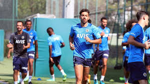 Fenerbahçe bursaspor hazırlık maçında karşı karşıya geliyor. Fenerbahce Kasimpasa Maci Hangi Kanalda Saat Kacta Fenerbahce Fb Haberleri Spor