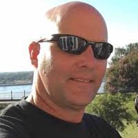 Robert Slezak's Instagram, Twitter & Facebook