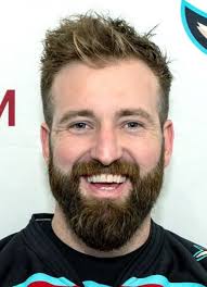 Player photos for the 2015-16 Brewster Bulldogs at hockeydb.com