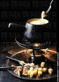 France Savoie Val D Isere Fondue Savoyarde At Le Samovar Restaurant Champagne Recipe Cheese Fondue Fondue Recipes Cheese