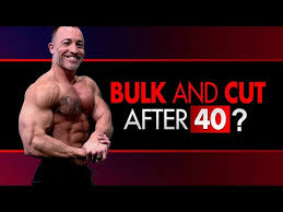 The first step to a successful lean bulking phase is ensuring that you're lean enough to actually begin such a phase. Video Cut Or Bulk First