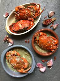 La gran variedad de cangrejos hace muy difícil catalogar estos animales aunque todos tienen algunas características comunes. Cangrejos Salteados Al Ajillo Cocinas Del Mundo