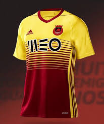 Rio ave futebol clube, commonly known as rio ave ˈʁi.u ˈavɨ, is a portuguese professional. Rio Ave Kit History Football Kit Archive