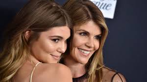 #notacriminaljustamom #hearties #saveauntbecky #wcth #quotestoremember #judgement #loriloughlin #whencallstheheart #wcth #quotestoliveby. Lori Loughlin S Daughter Olivia Jade Sorry For Admissions Scandal Bbc News
