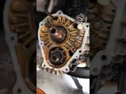 Artikel ini akan membincangkan bagaimana cara untuk memandu kereta manual secara umumnya bagi kenderaan yang menggunakan minyak petrol. Cara Yang Betul Pemasangan Gear 5 Youtube