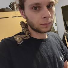 What are the best heating options for a 6-7 foot long boa enclosure?