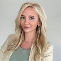 Angelina Schulz's Instagram, Twitter & Facebook