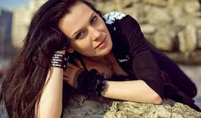 Tara Amirhanova Biografiya Foto Lichnaya Zhizn Muzh Rost I Ves 2021 Tara sutaria is an indian actor, dancer and singer. tara amirhanova biografiya foto