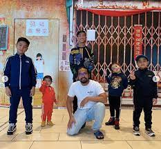 Johan raja lawak is single. Johan Raja Lawak Children Sang Hook