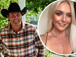 Farmer wants a wife host. Farmer Wants A Wife Star Hayley Love Pregnant With Will Dwyer S Child Perthnow