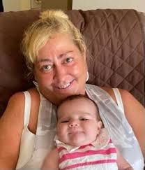 Search Debra Andrews Obituaries and Funeral Services