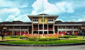 Jurusan ilmu keperawatan jadi salah satu bidang studi yang banyak diminati oleh calon mahasiswa di indonesia. Jurusan Di Unpad Universitas Padjajaran Daftar Fakultas 2018 2019