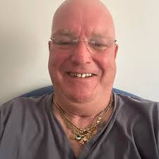 Is the weather warming up? Arriving 2nd May not sure what to pack!😁