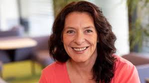 Carolyn Westbrook's Instagram, Twitter & Facebook