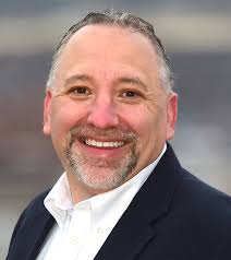 Billings Clinic Foundation's longtime president to retire