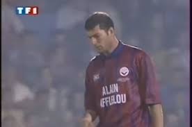 Spoiler for for no repsol: Duel Klasik 15 Mei 1996 Saat Zinedine Zidane Gagal Di Final Piala Uefa Bolasport Com