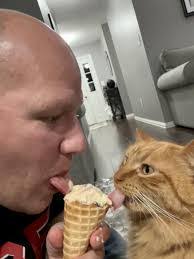 Oscar Oliver's Instagram, Twitter & Facebook