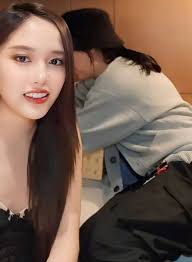 P' white: so you know the certificate? you know what freen told me, guess  what? she said “if you ride this (rc racer) you'll get a certificate,  p'white” and i was like “