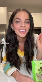 Nicole Bourland's Instagram, Twitter & Facebook