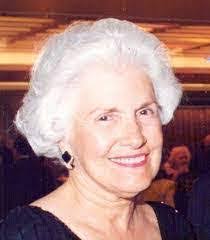 Elma Petersen's Instagram, Twitter & Facebook