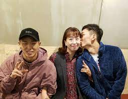 We did not find results for: Ikon Global ì•„ì´ì½˜ ê¸€ë¡œë²Œ On Twitter Ig Bobby S Brother Posted Photos Of Them Spending Time With Their Family