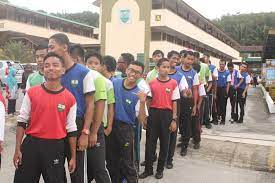 Menjana insan zahirkan amanah nabi (mizan). Warga Sma Al Mizan Menyambut Sma Maahad Almizan Official Facebook