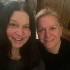 Kimberly Shattuck's Instagram, Twitter & Facebook