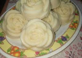 Artikel ini menyajikan 5 resep kukis natal yang mudah diolah di rumah. Resep Apem Putih Tanpa Warna Tanpa Tape Tapi Montok Anti Gagal Ide Resep Masakan