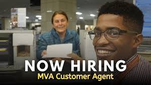 Kelly Eberhart's Instagram, Twitter & Facebook