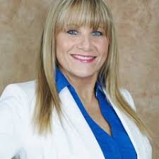 Mary Bolling's Instagram, Twitter & Facebook