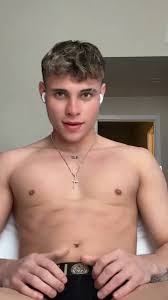 @Exotic_guyss video Tweet