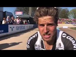Découvrez bert de backer, coureur du b&b hotels p/b ktm, équipe cycliste uci basée en bretagne qui évolue en catégorie continentale professionnelle. Paris Roubaix Bert De Backer Interview Parisroubaix Youtube